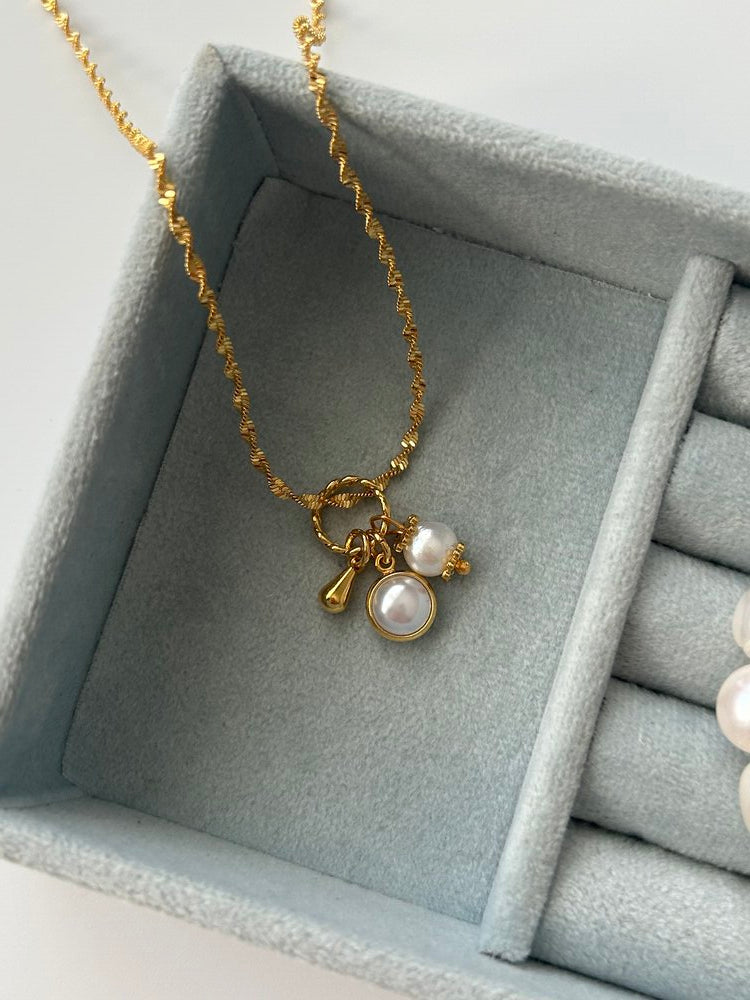 Beyaz Cam/İnci Charm Kolye
