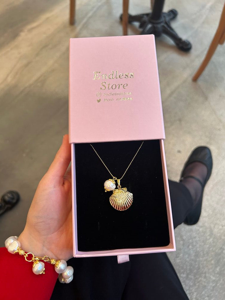 İstiridye Anı İnci Charm Kolye